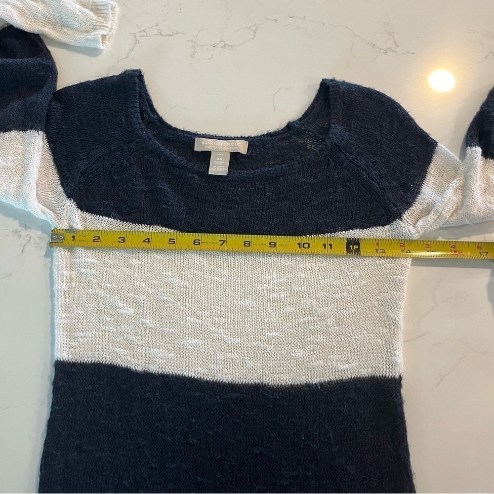 Banana Republic Black & Cream Linen Sweater XS - Picture 6 of 7